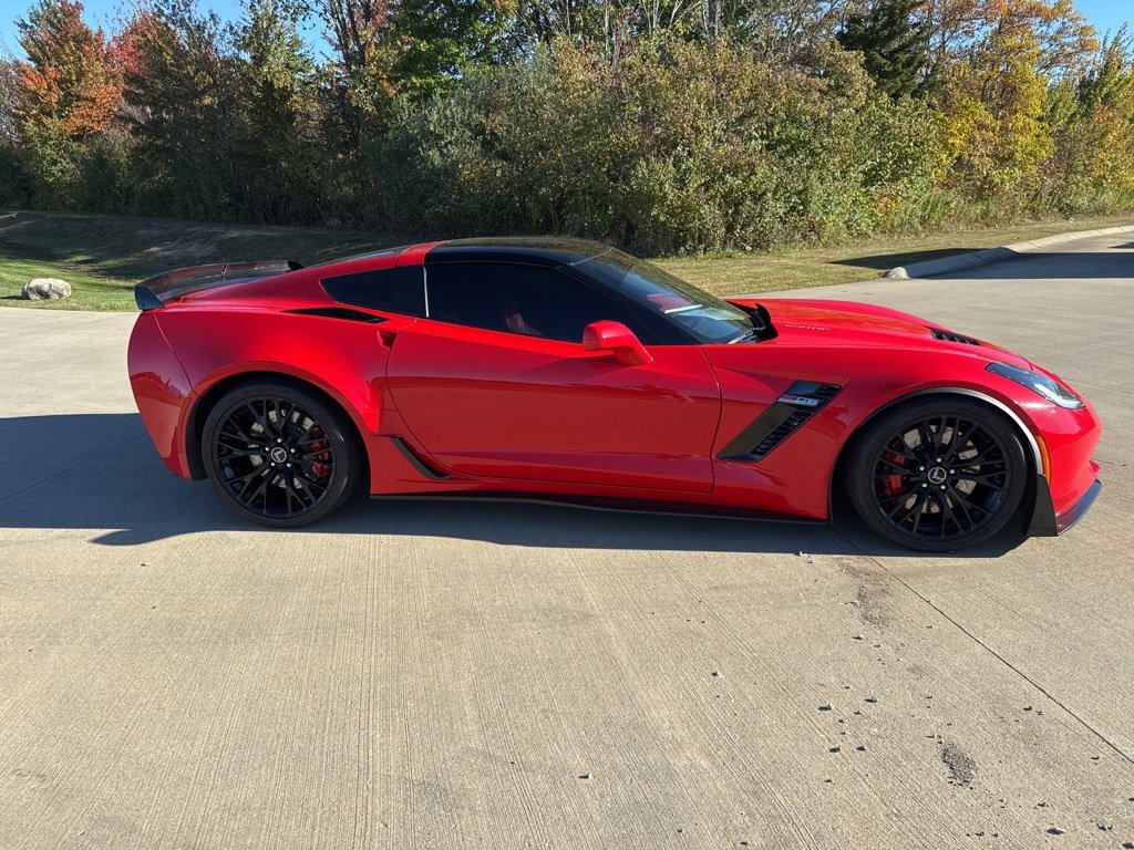 2015 Chevrolet Corvette Stingray 2LZ Z06 photo 3