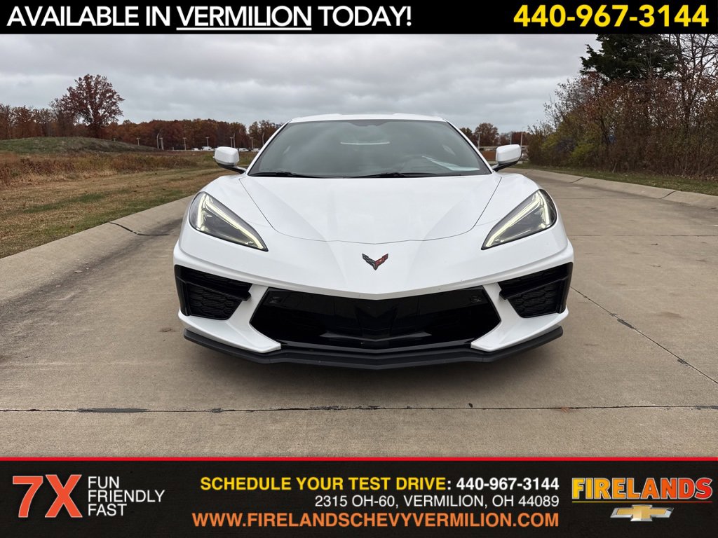 2023 Chevrolet Corvette Stingray 2LT photo 2
