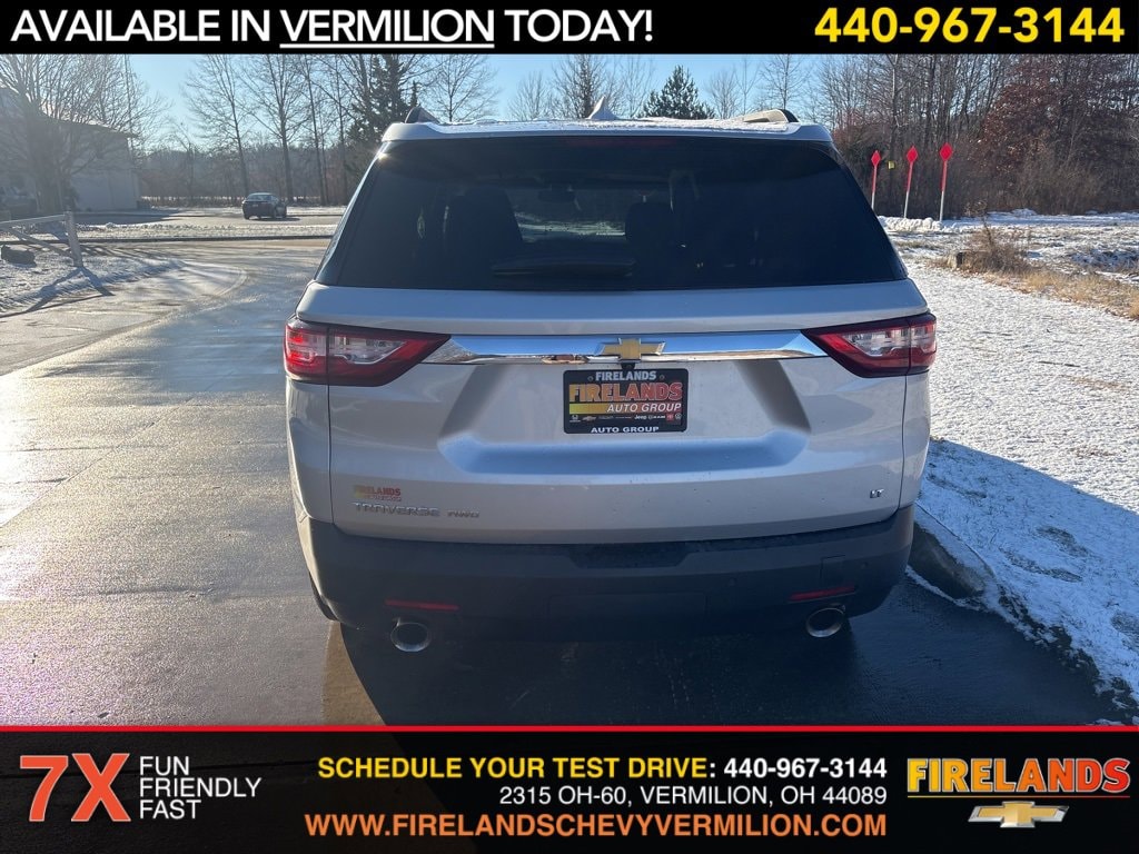 Used 2021 Chevrolet Traverse LT Cloth SUV