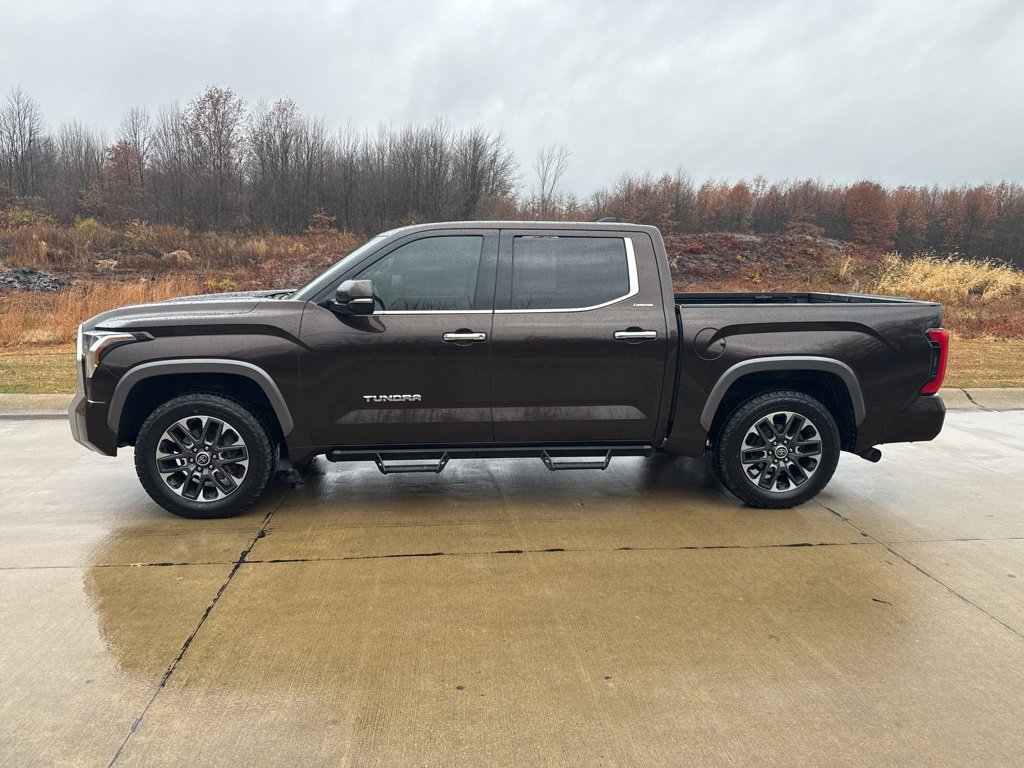 2022 Toyota Tundra Limited photo 4