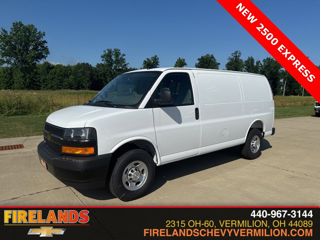 2025 Chevrolet Express Cargo Work Van's photo