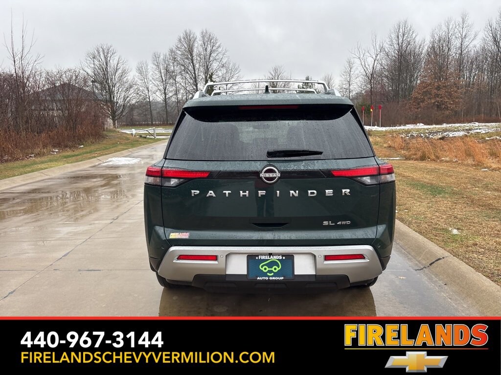 Used 2024 Nissan Pathfinder SL