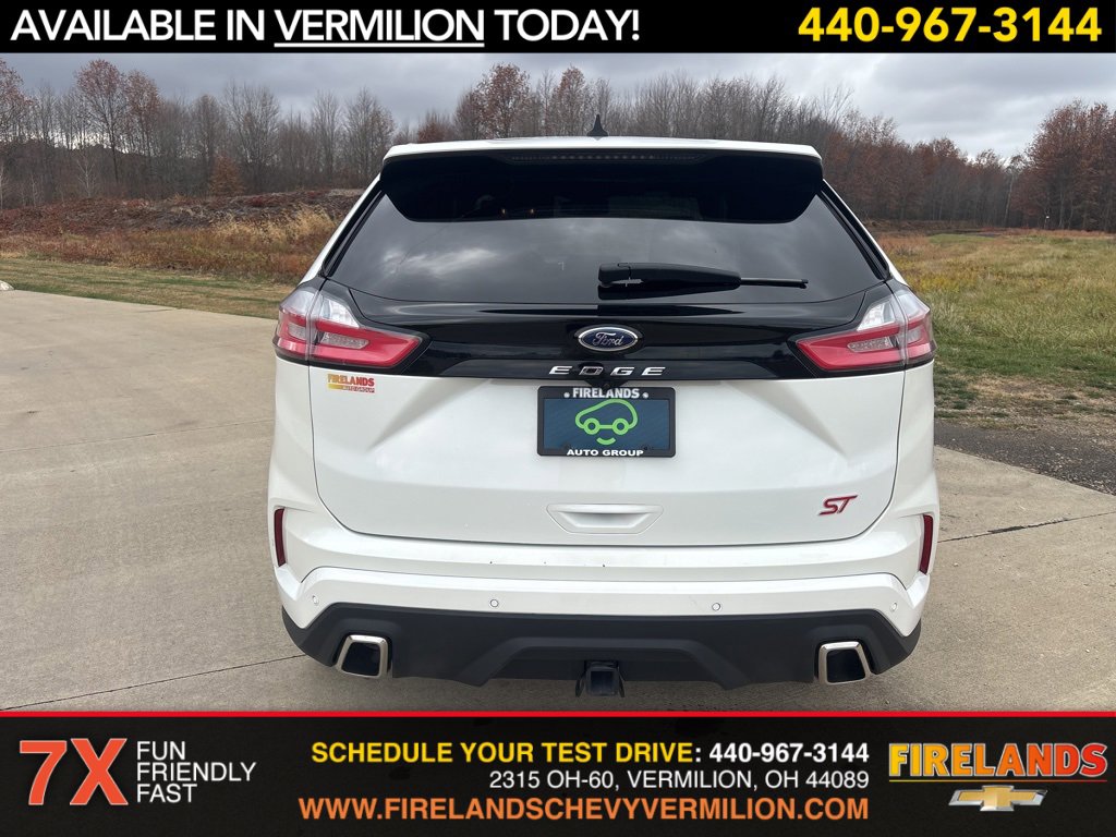 2022 Ford Edge ST photo 4