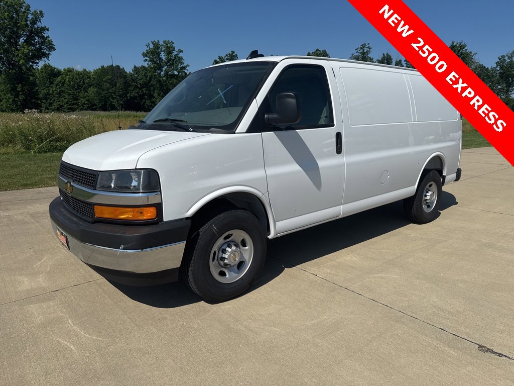 2025 Chevrolet Express Cargo Work Van's photo