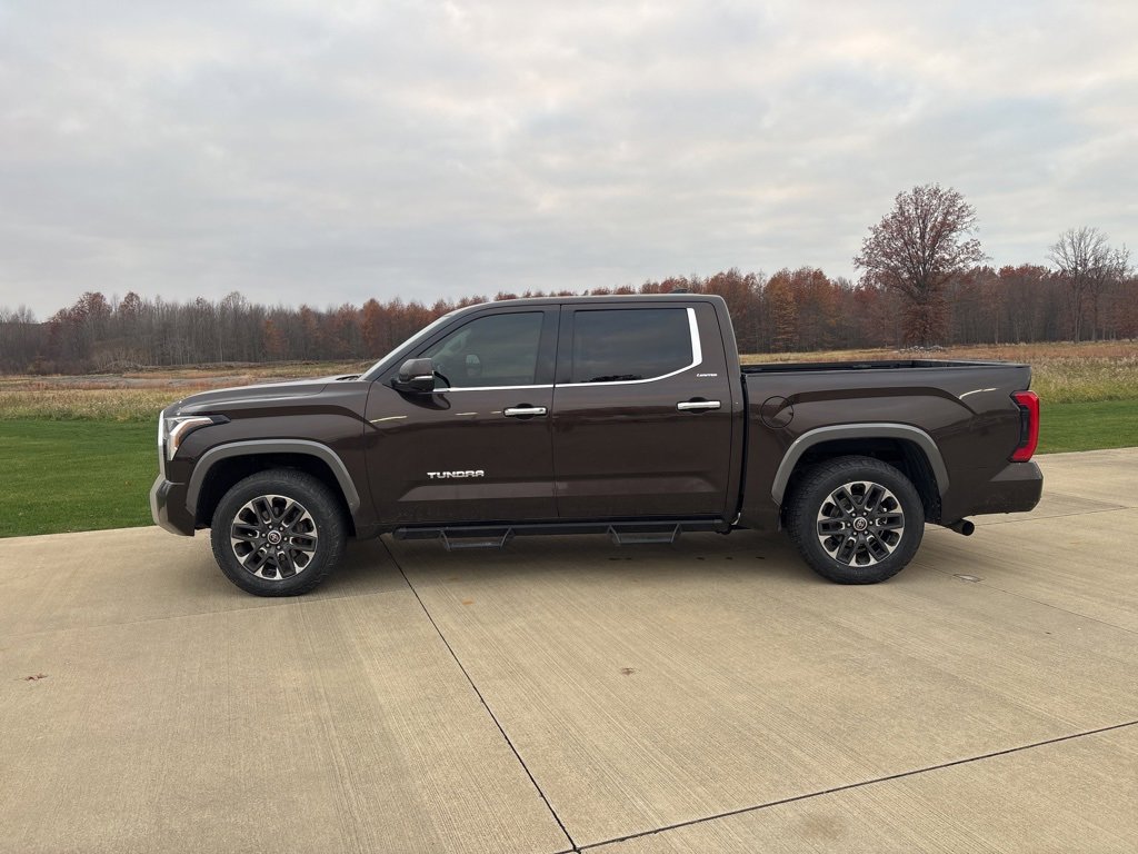 2022 Toyota Tundra Limited photo 2