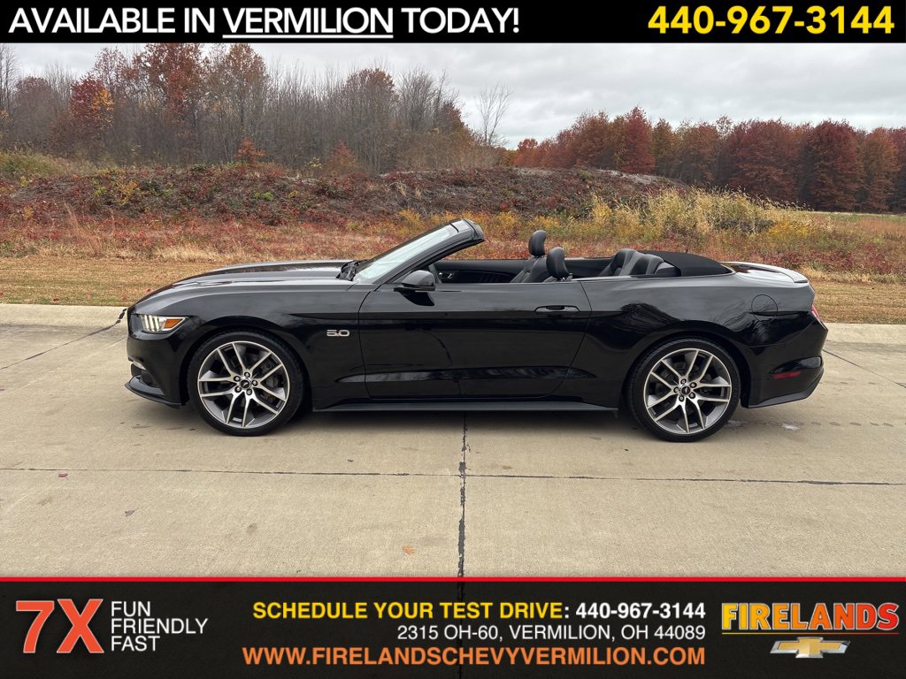 2017 Ford Mustang GT Premium Convertible photo 3