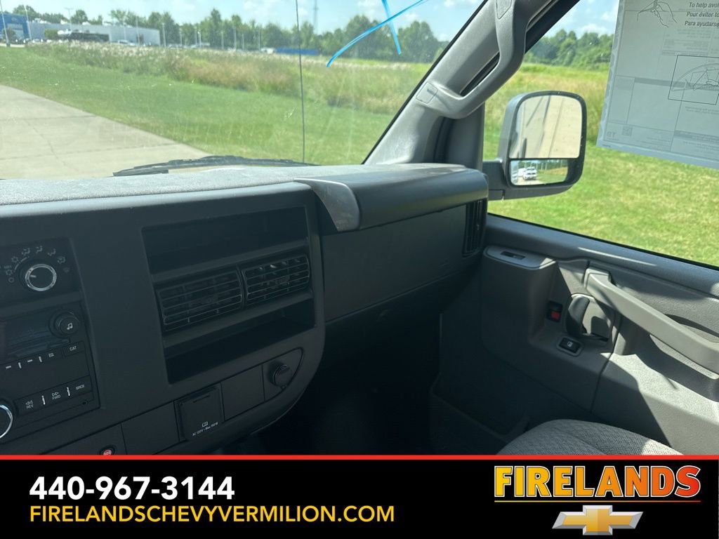 2025 Chevrolet Express Cargo Work Van - Photo 23