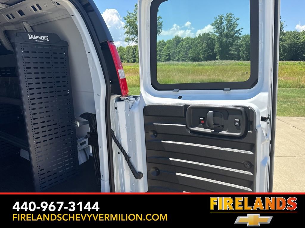 2025 Chevrolet Express Cargo Work Van - Photo 28