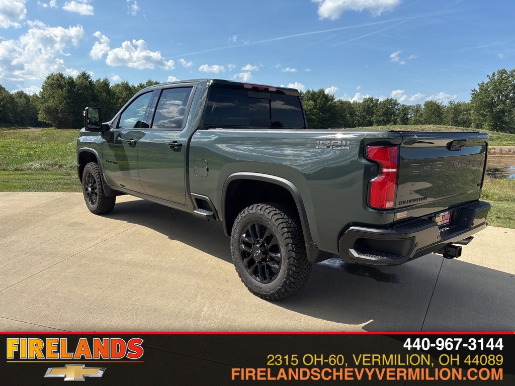 2026 Chevrolet Silverado 3500HD LTZ photo 3