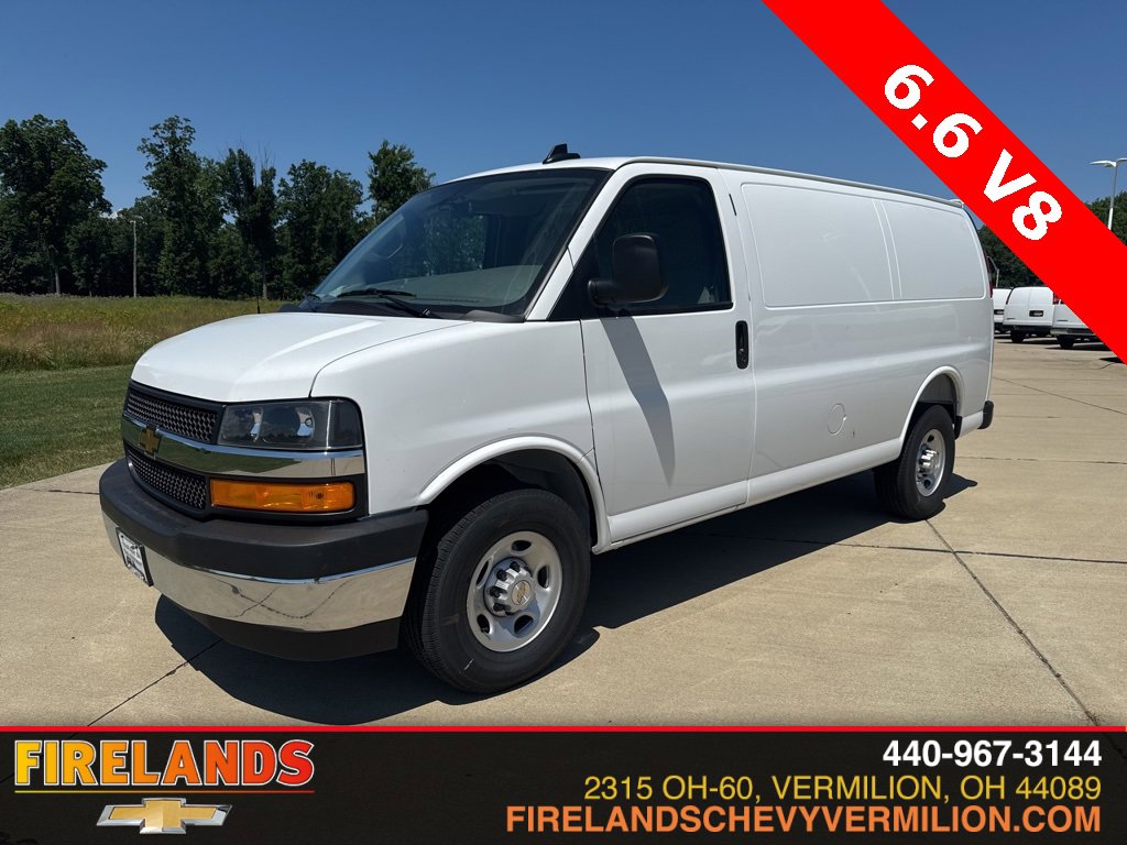 2025 Chevrolet Express Cargo Work Van's photo