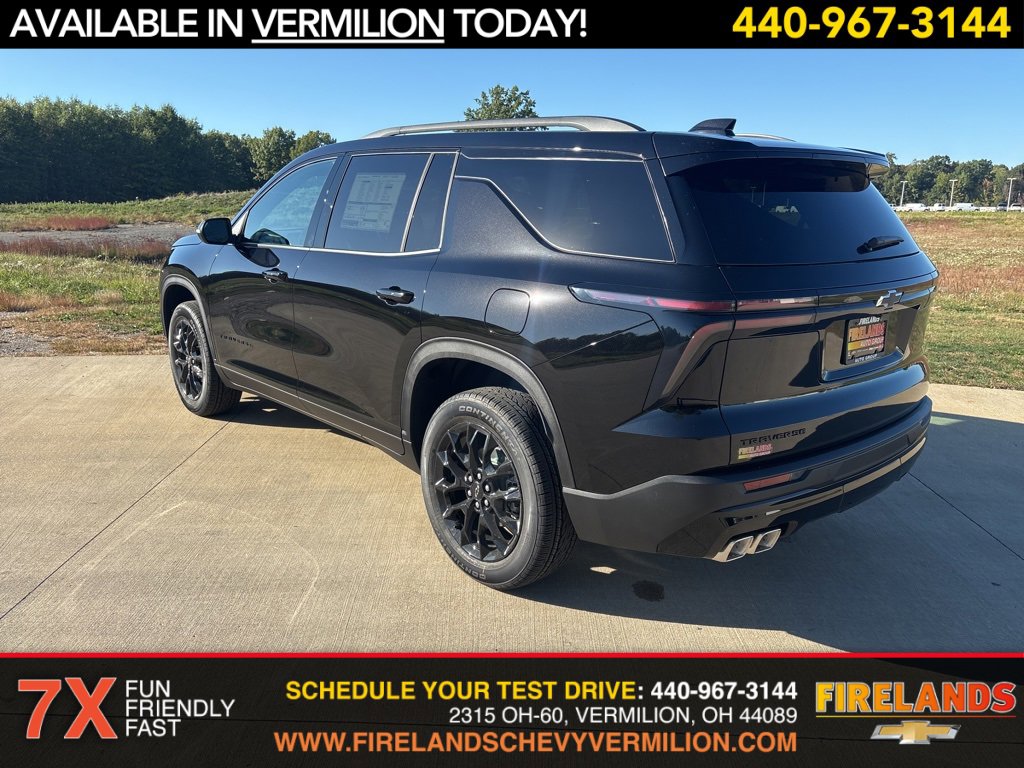 2026 Chevrolet Traverse photo 3