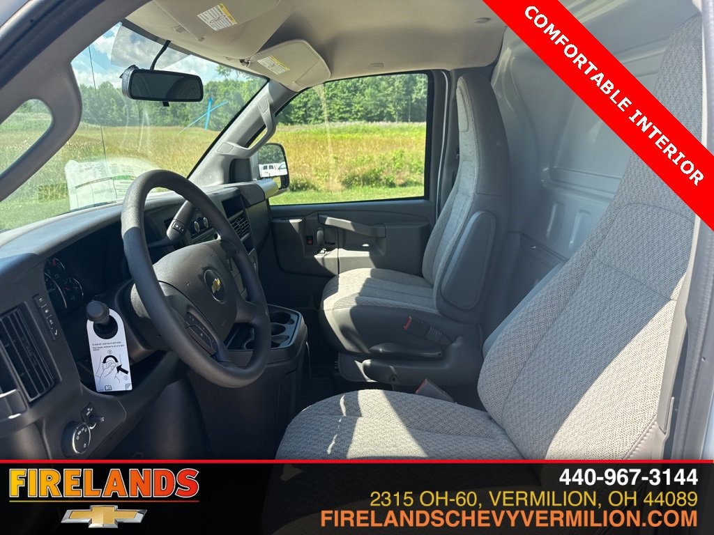 New 2025 Chevrolet Express Cargo 2500 WT Van