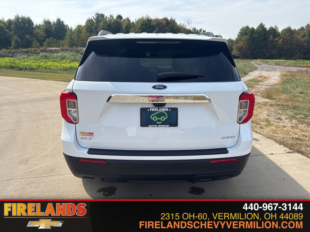 2023 Ford Explorer XLT photo 4