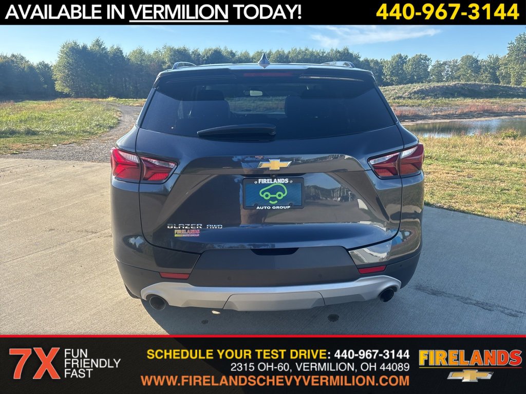 2021 Chevrolet Blazer 3LT photo 2