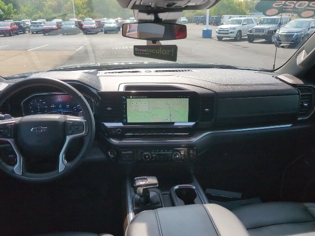 2025 Chevrolet Silverado 1500 RST photo 4