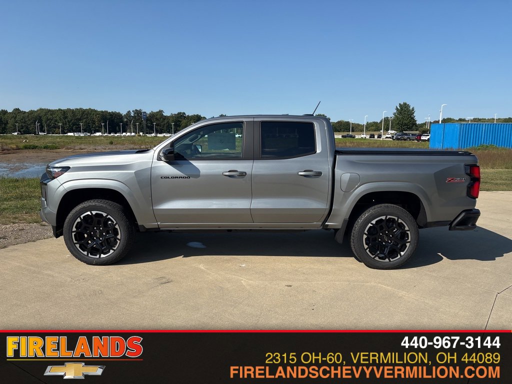2026 Chevrolet Colorado Z71 photo 2