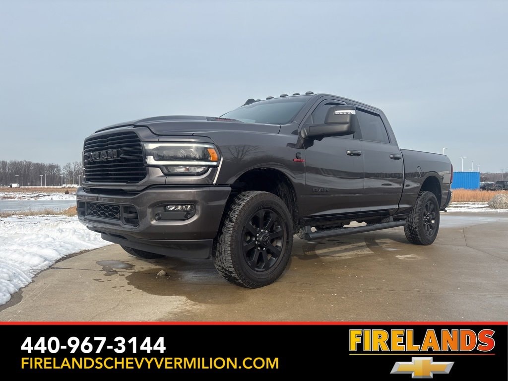 2024 RAM Ram 3500 Pickup Laramie's photo