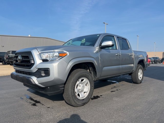 2023 Toyota Tacoma SR V6 photo 3