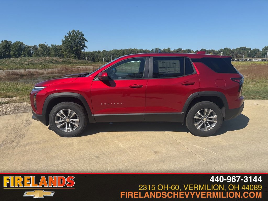2026 Chevrolet Equinox LT photo 2