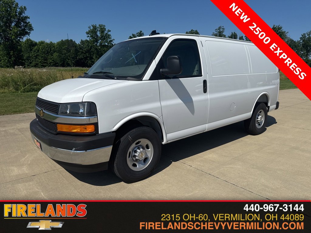 2025 Chevrolet Express Cargo Work Van's photo