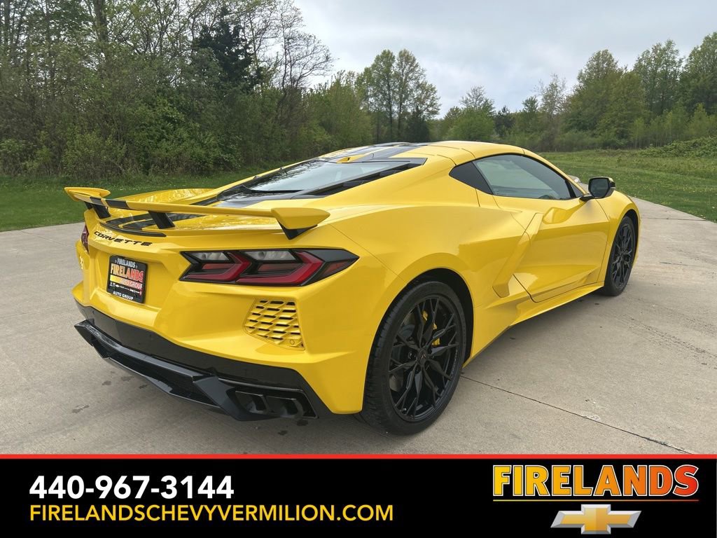 2025 Chevrolet Corvette 3LT - Photo 9