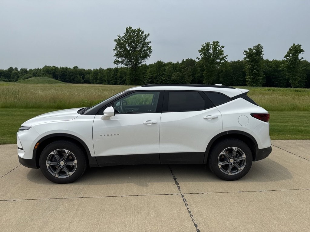 Used 2024 Chevrolet Blazer 2LT with VIN 3GNKBHR41RS190749 for sale in Vermilion, OH