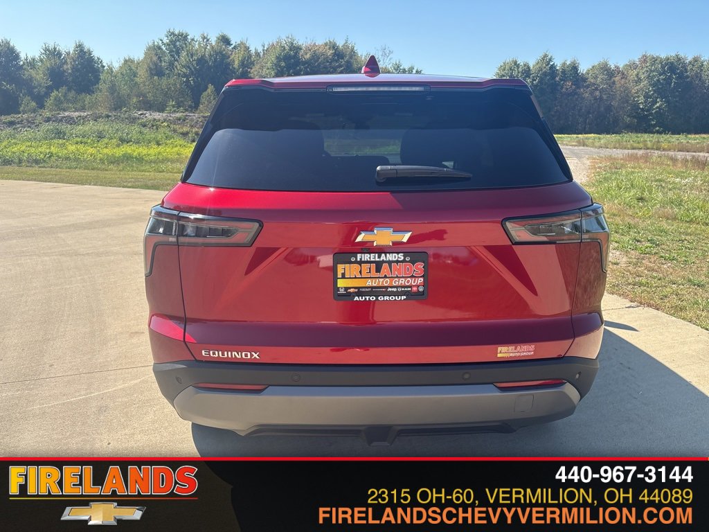 2026 Chevrolet Equinox LT photo 4