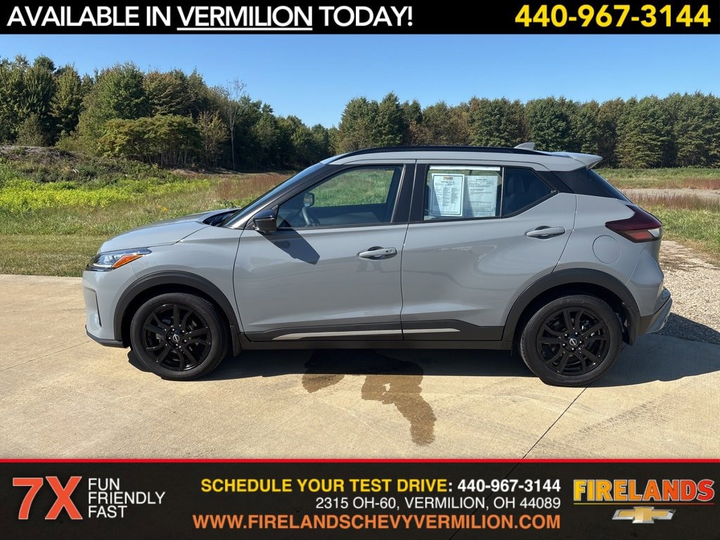 Used 2023 Nissan Kicks SR Xtronic CVT SUV