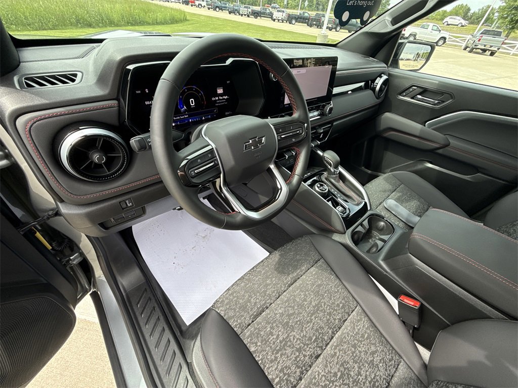 Used 2024 Chevrolet Colorado Z71 with VIN 1GCPTDEKXR1294697 for sale in Vermilion, OH