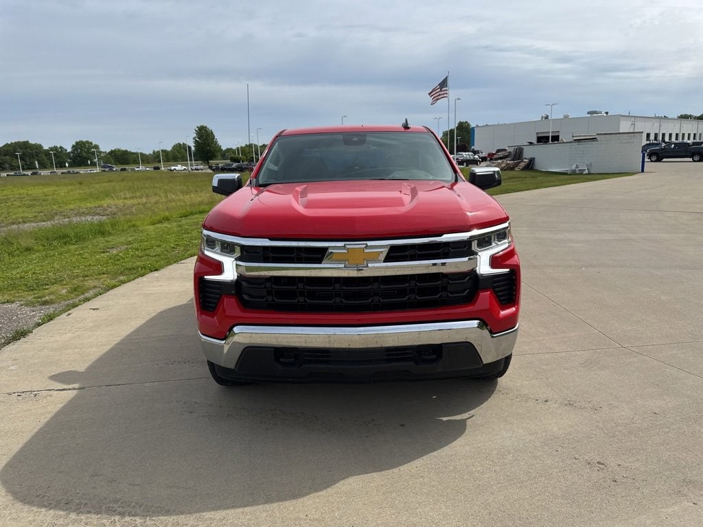 Used 2022 Chevrolet Silverado 1500 LT with VIN 1GCPDKEK2NZ515979 for sale in Vermilion, OH