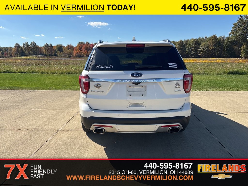 2016 Ford Explorer Platinum photo 3