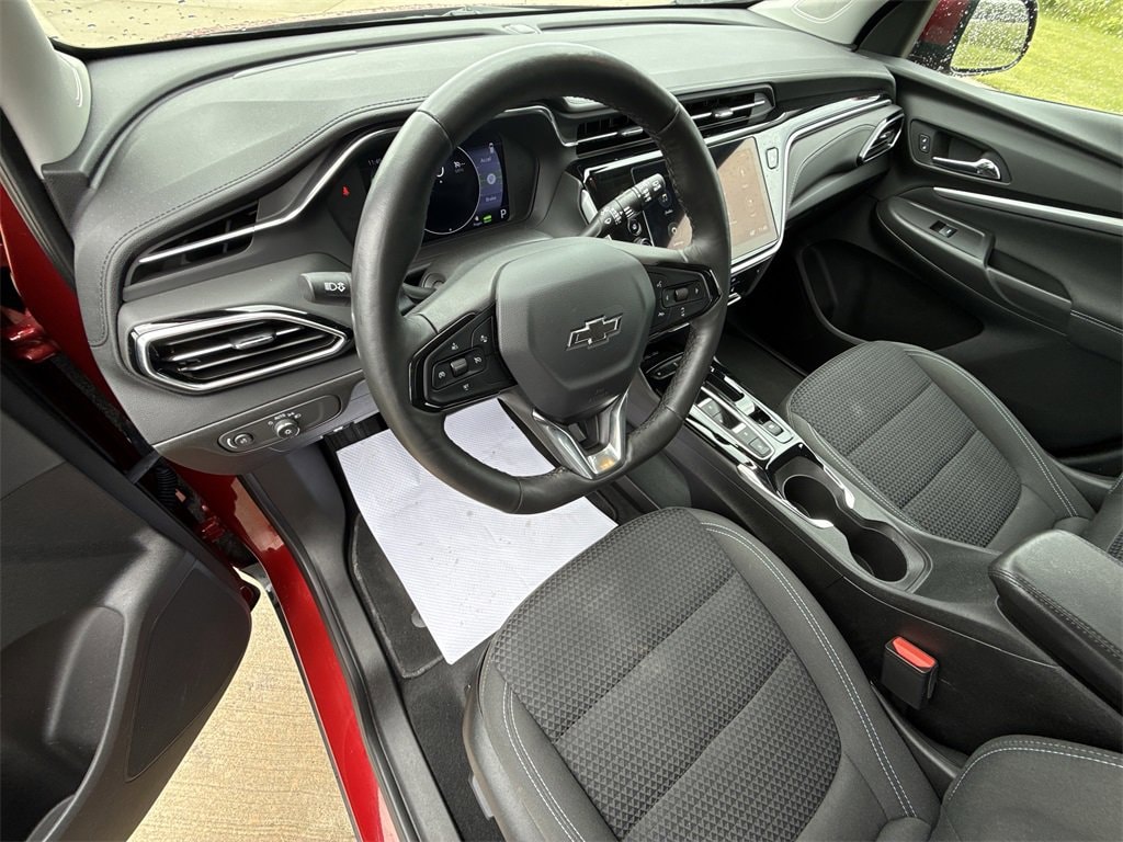 Used 2023 Chevrolet Bolt EUV LT with VIN 1G1FY6S07P4198722 for sale in Vermilion, OH