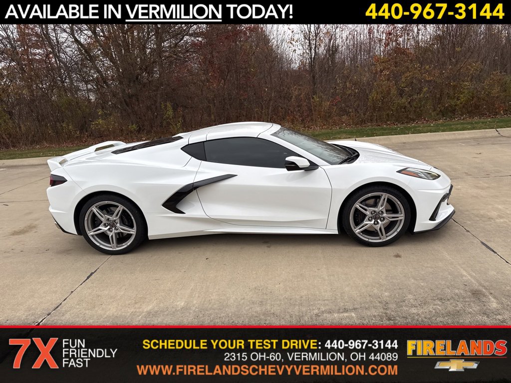 2023 Chevrolet Corvette Stingray 2LT photo 4