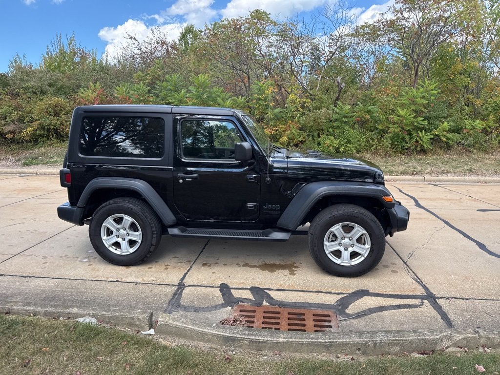 2021 Jeep Wrangler Sport S photo 4