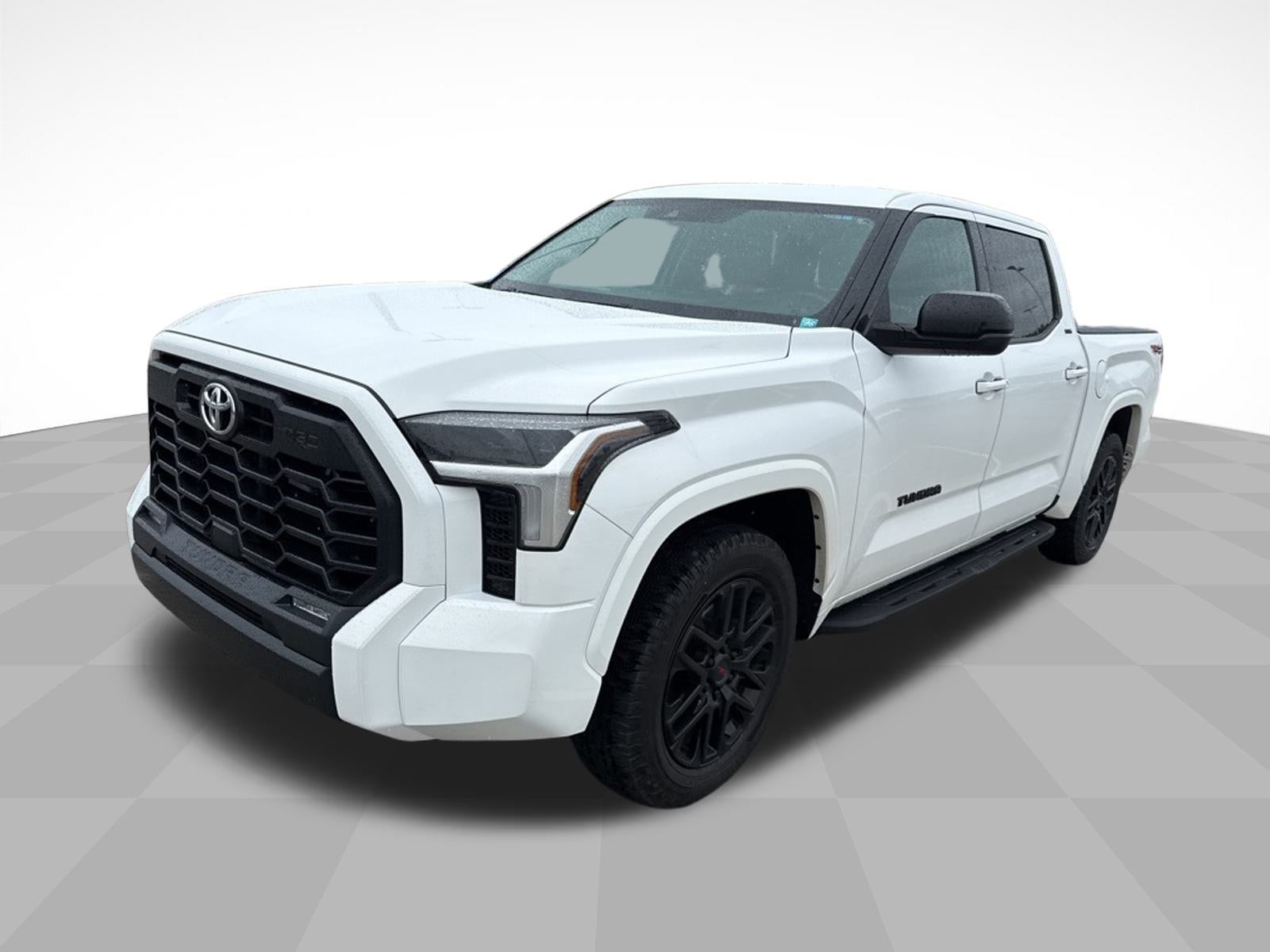 2022 Toyota Tundra SR5 photo 2