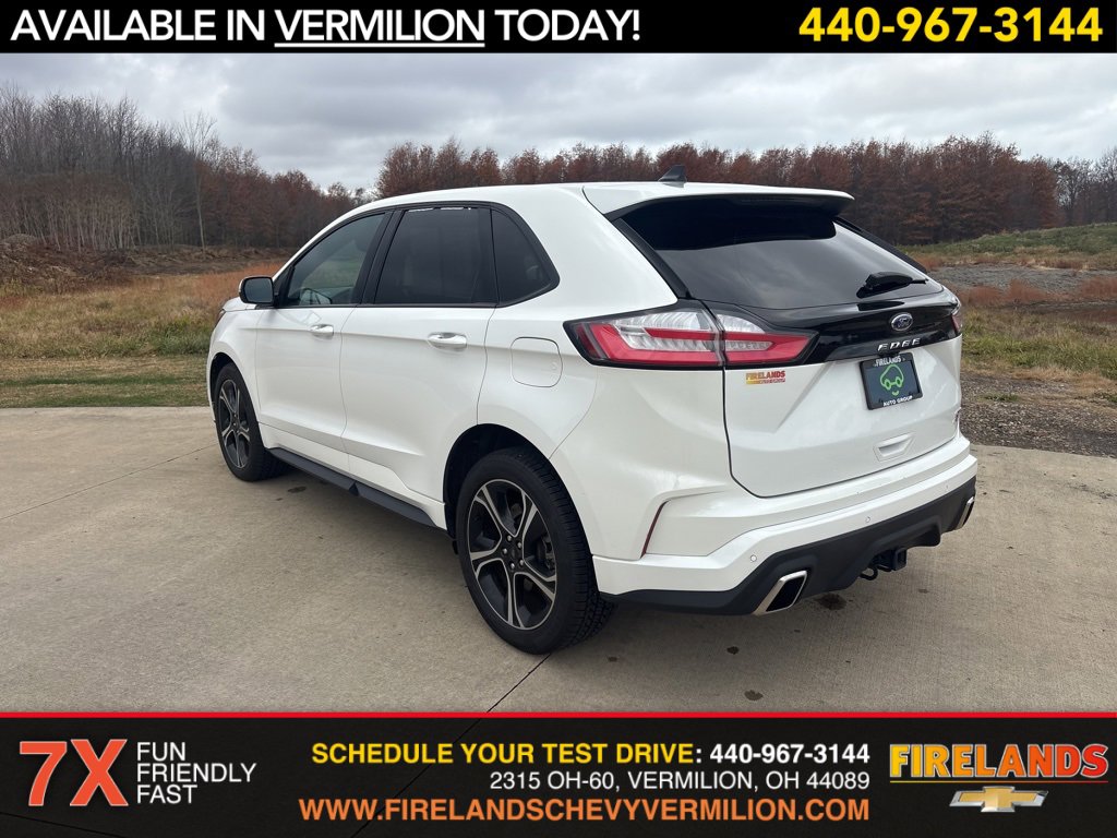 2022 Ford Edge ST photo 3