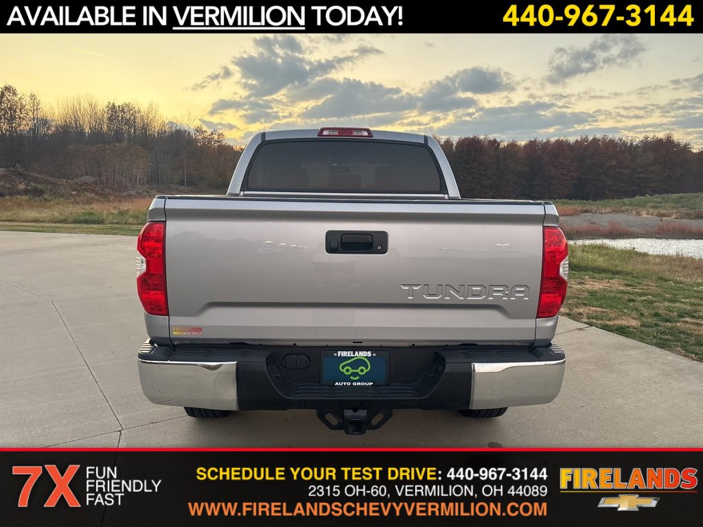 2016 Toyota Tundra SR5 photo 4