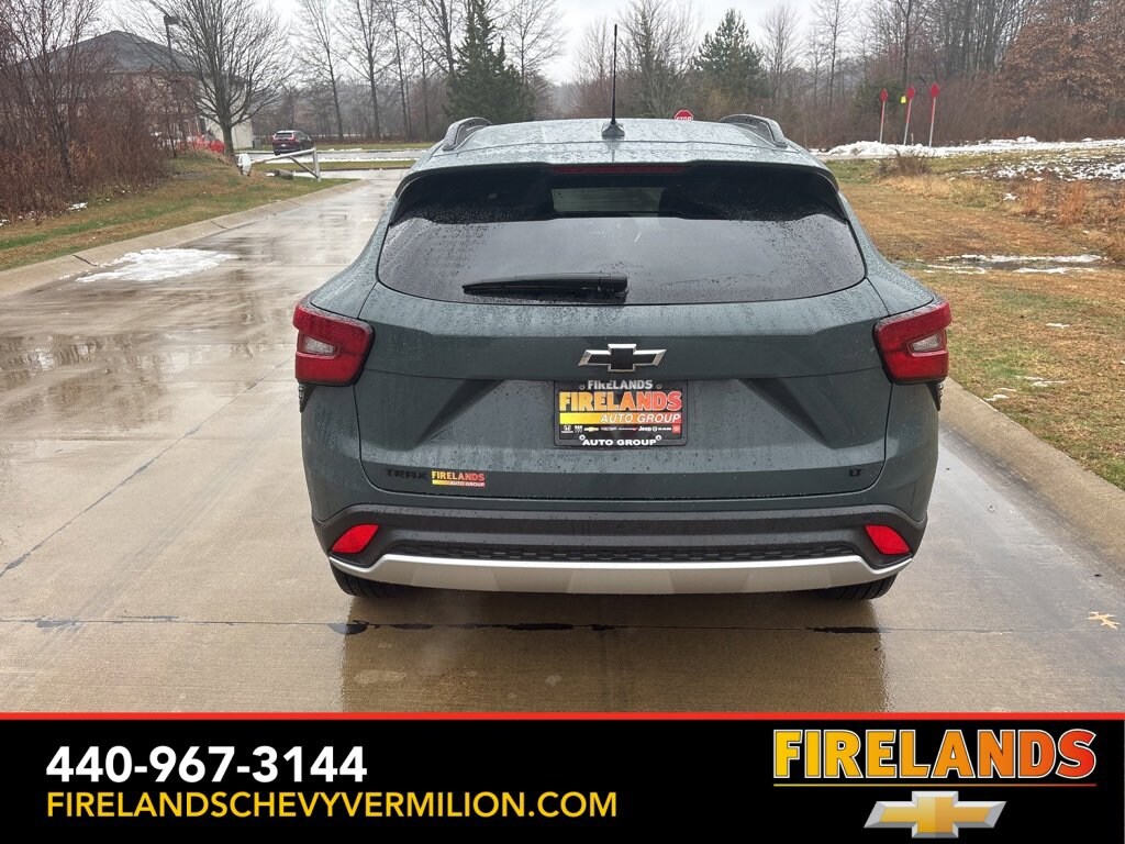 Used 2025 Chevrolet Trax LT SUV