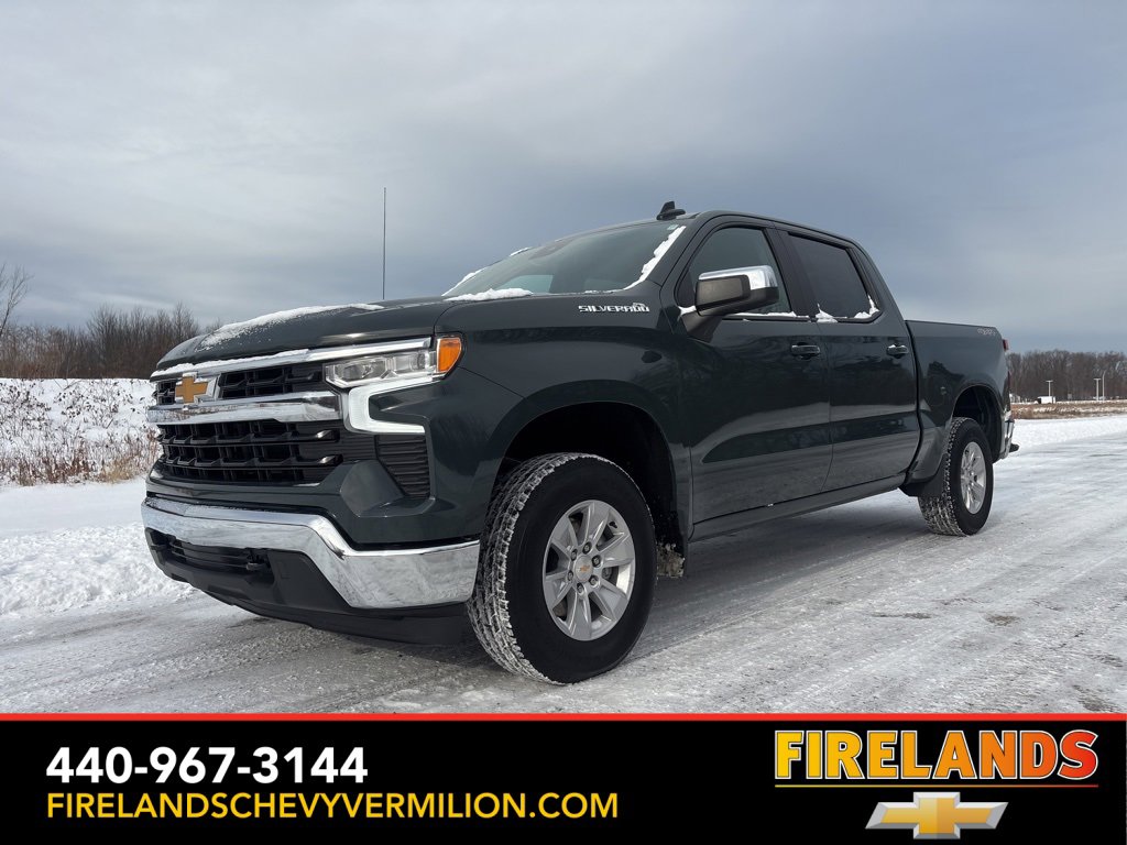 2025 Chevrolet Silverado 1500 LT's photo