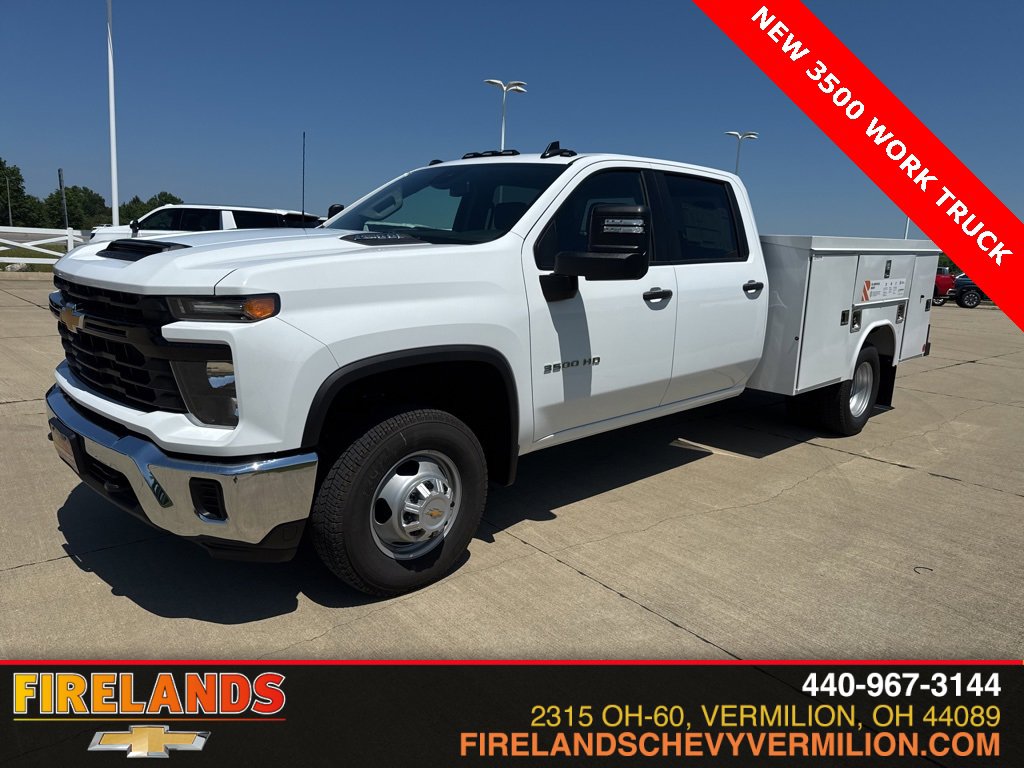 2024 Chevrolet Silverado 3500 Chassis Cab Work Truck's photo
