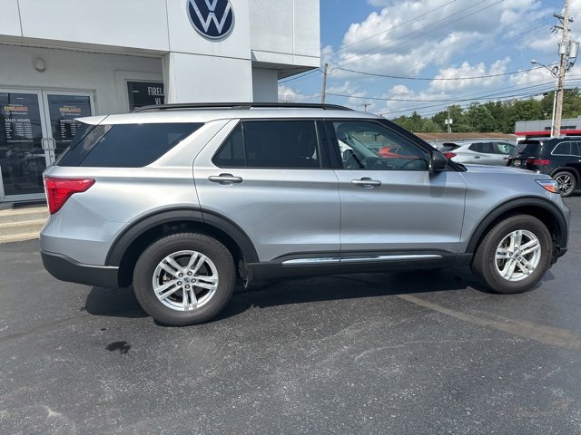 2021 Ford Explorer XLT photo 4