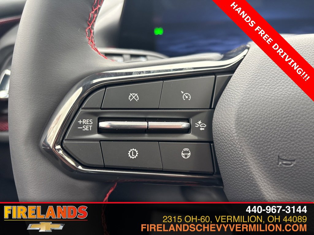 2026 Chevrolet Traverse RS photo 2