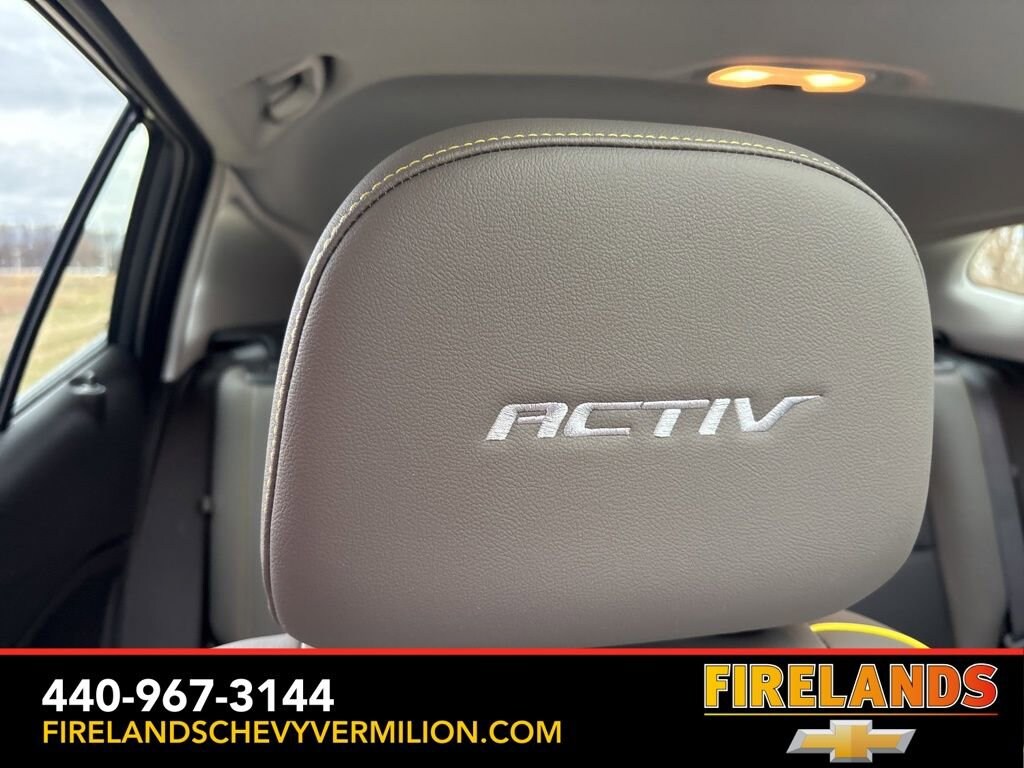 Used 2025 Chevrolet Trax Activ SUV