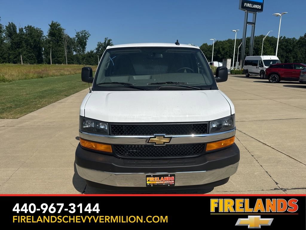 2025 Chevrolet Express Cargo Work Van - Photo 12