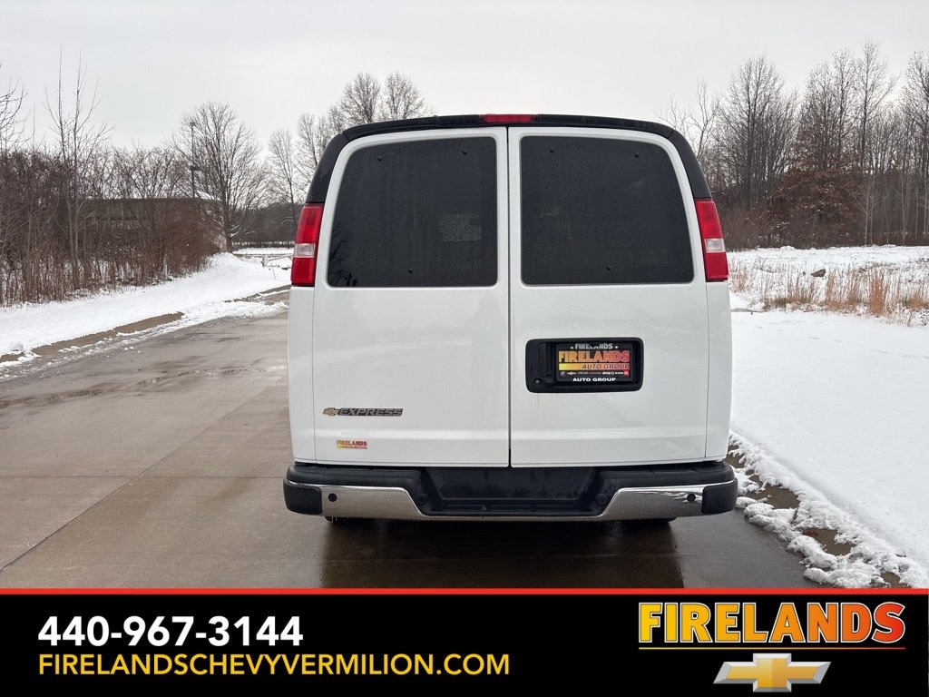 Used 2024 Chevrolet Express Passenger 3500 1LT Van