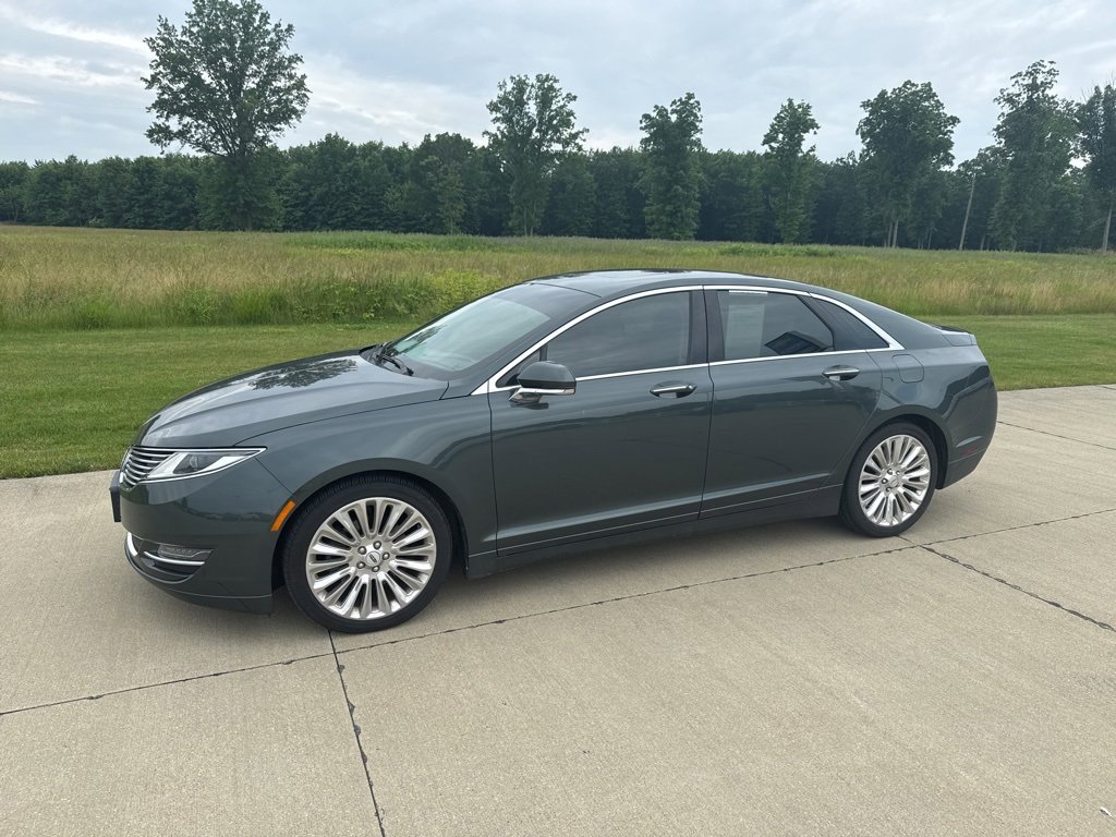 Used 2015 Lincoln MKZ Base with VIN 3LN6L2J90FR611824 for sale in Vermilion, OH
