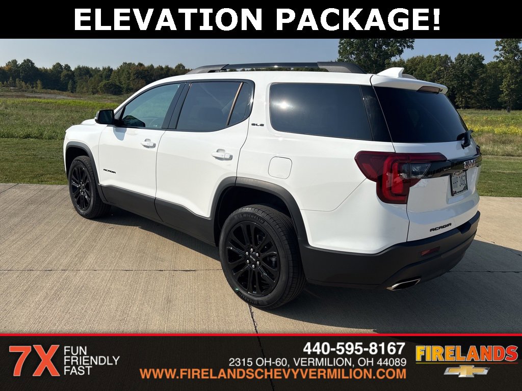 2023 Gmc Acadia SLE photo 3