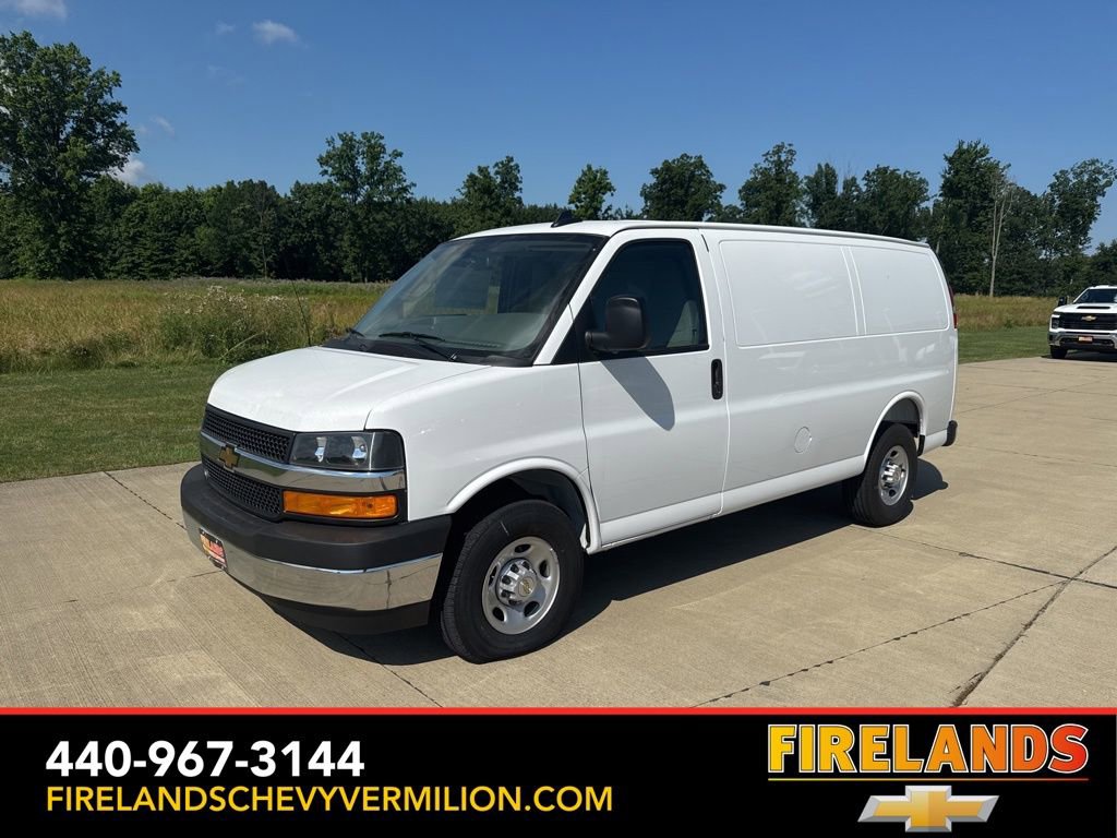 2025 Chevrolet Express Cargo