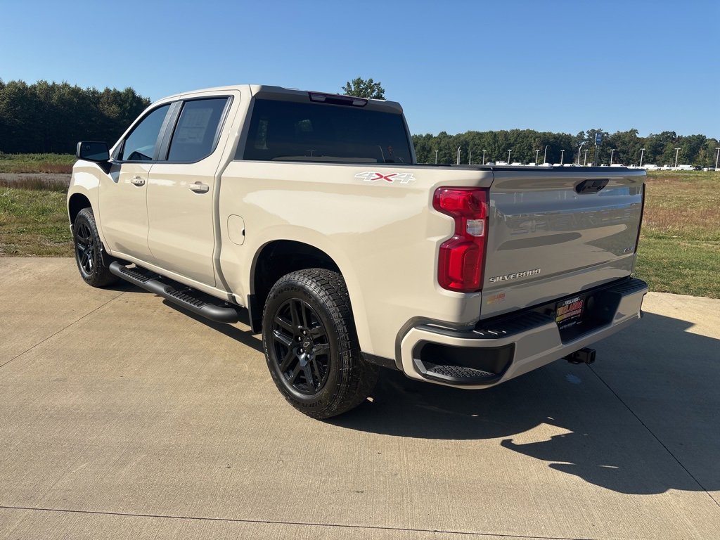 2026 Chevrolet Silverado 1500 RST photo 3