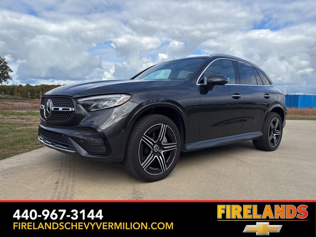 2023 Mercedes-Benz GLC GLC 300's photo